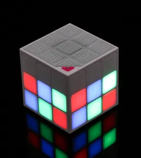 UNIVERSAL MULTI COLOR MINI CUBE SOUND BLUETOOTH SPEAKER